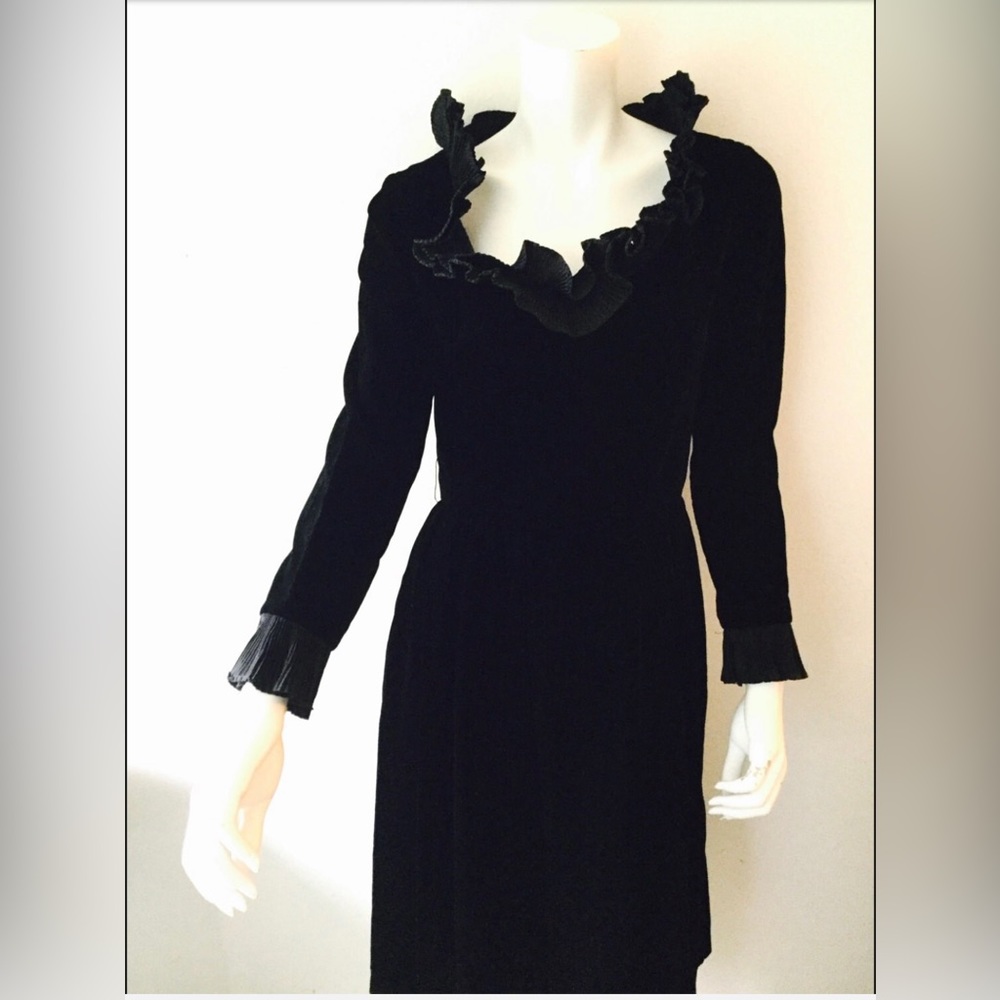 Victor Costa Black Long Sleeve Dress